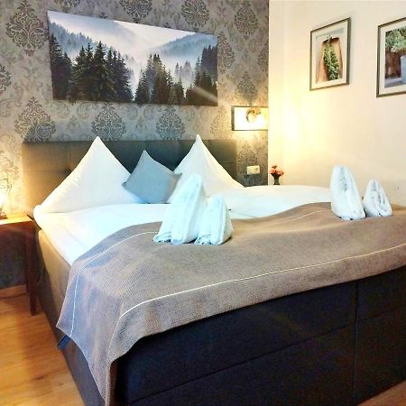 Stadthotel Деггендорф Экстерьер фото